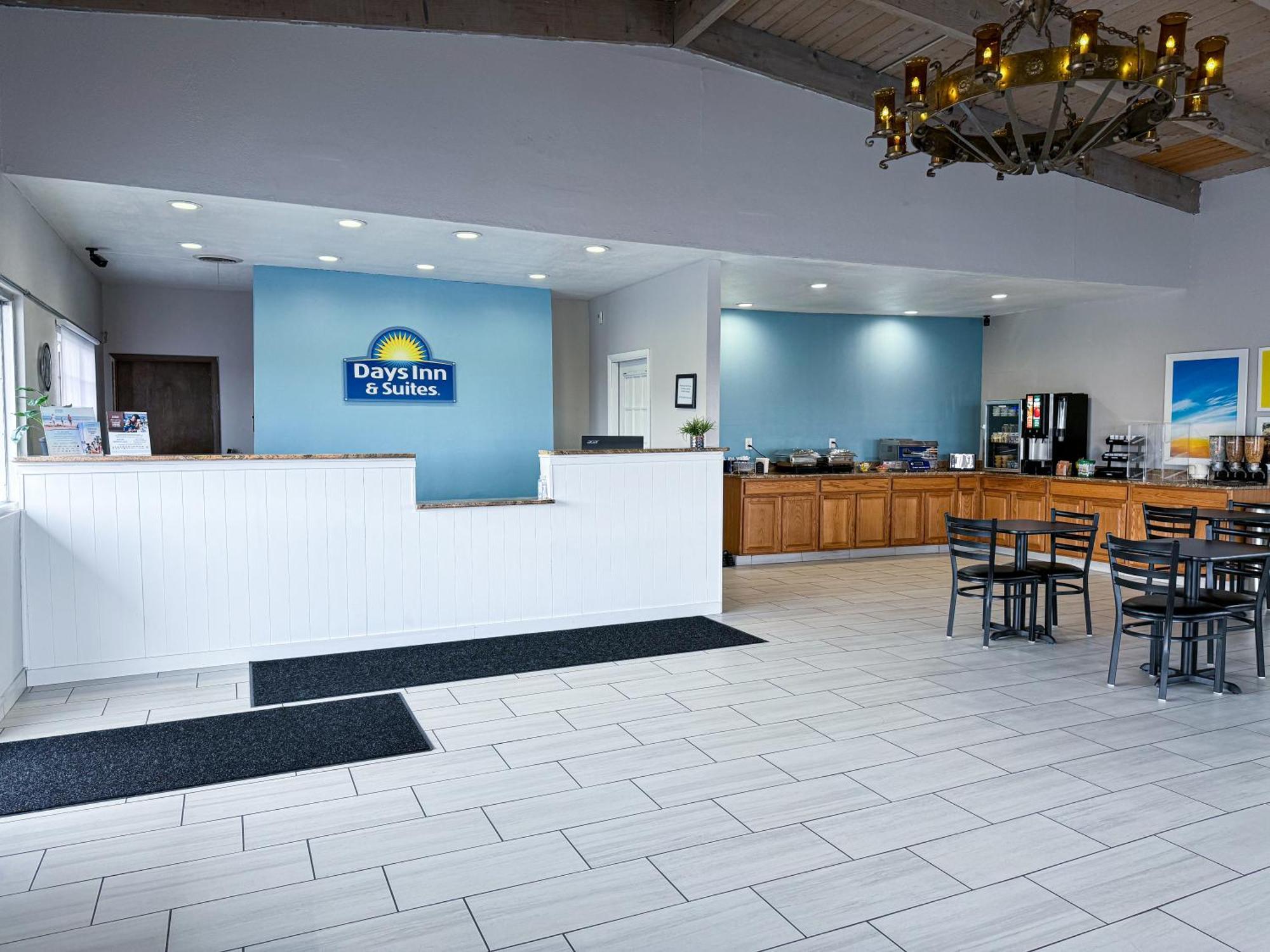 Days Inn & Suites By Wyndham Santa Rosa, Nm Exterior photo